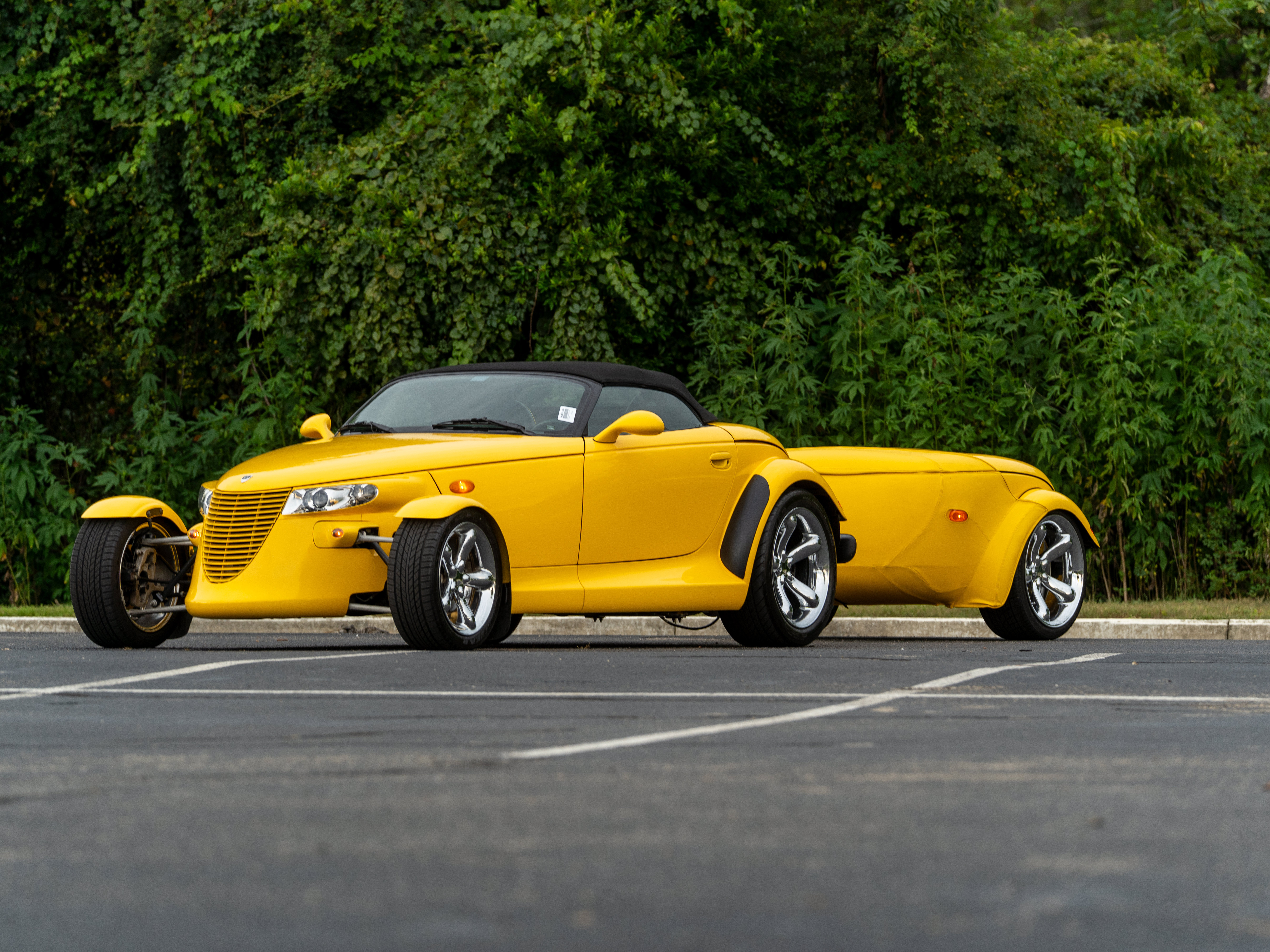 Used 2002 Chrysler Prowler RWD image 34