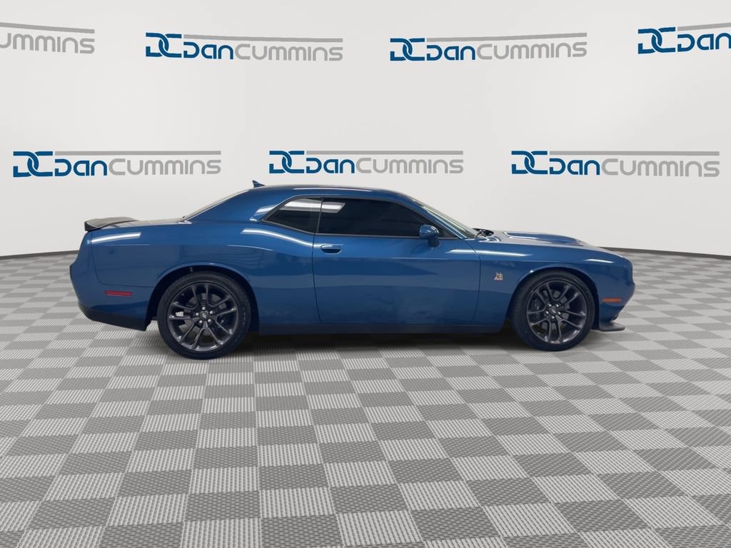 Used 2022 Dodge Challenger R/T Scat Pack RWD image 9