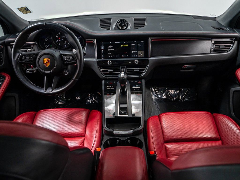 Used 2023 Porsche Macan GTS image 23