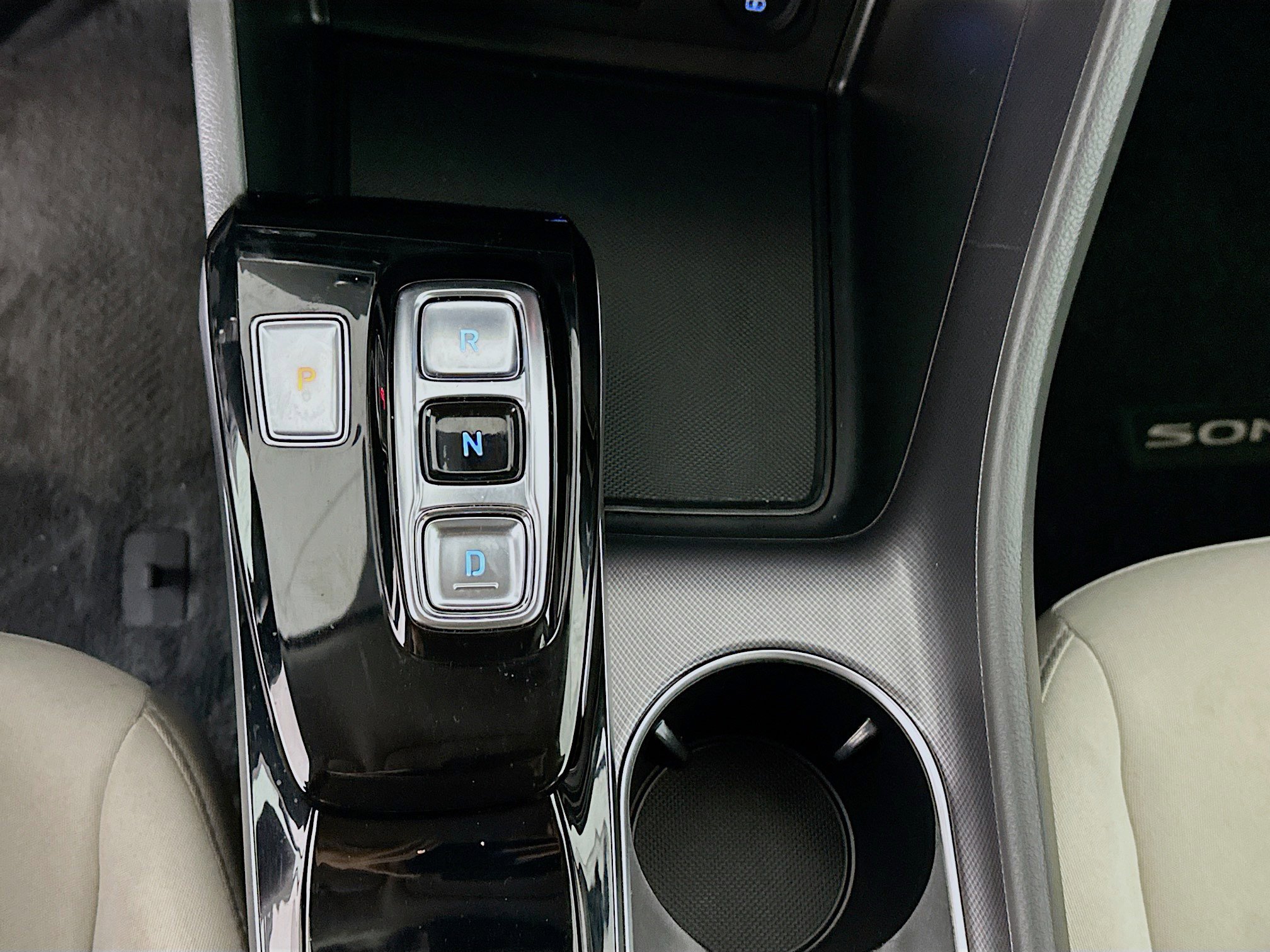 Used 2023 Hyundai Sonata SE w/ Cargo Package image 24