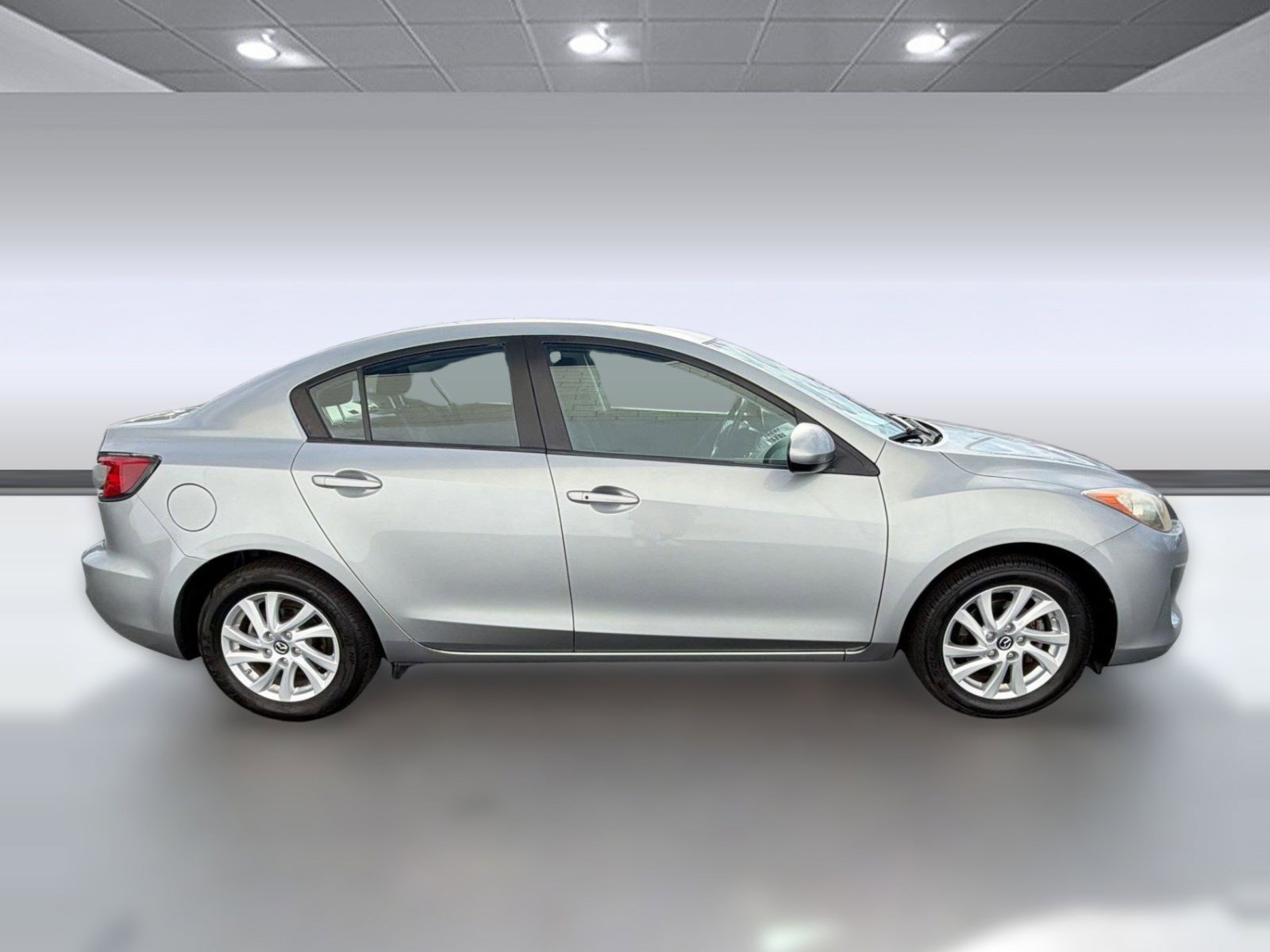 Used 2013 MAZDA MAZDA3 i Touring w/ Preferred Equipment Pkg FWD image 8