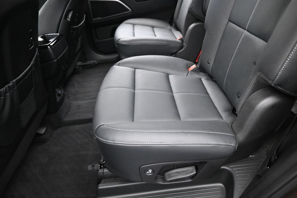 Used 2025 Kia Telluride EX w/ EX Captain's Chair Package FWD image 36