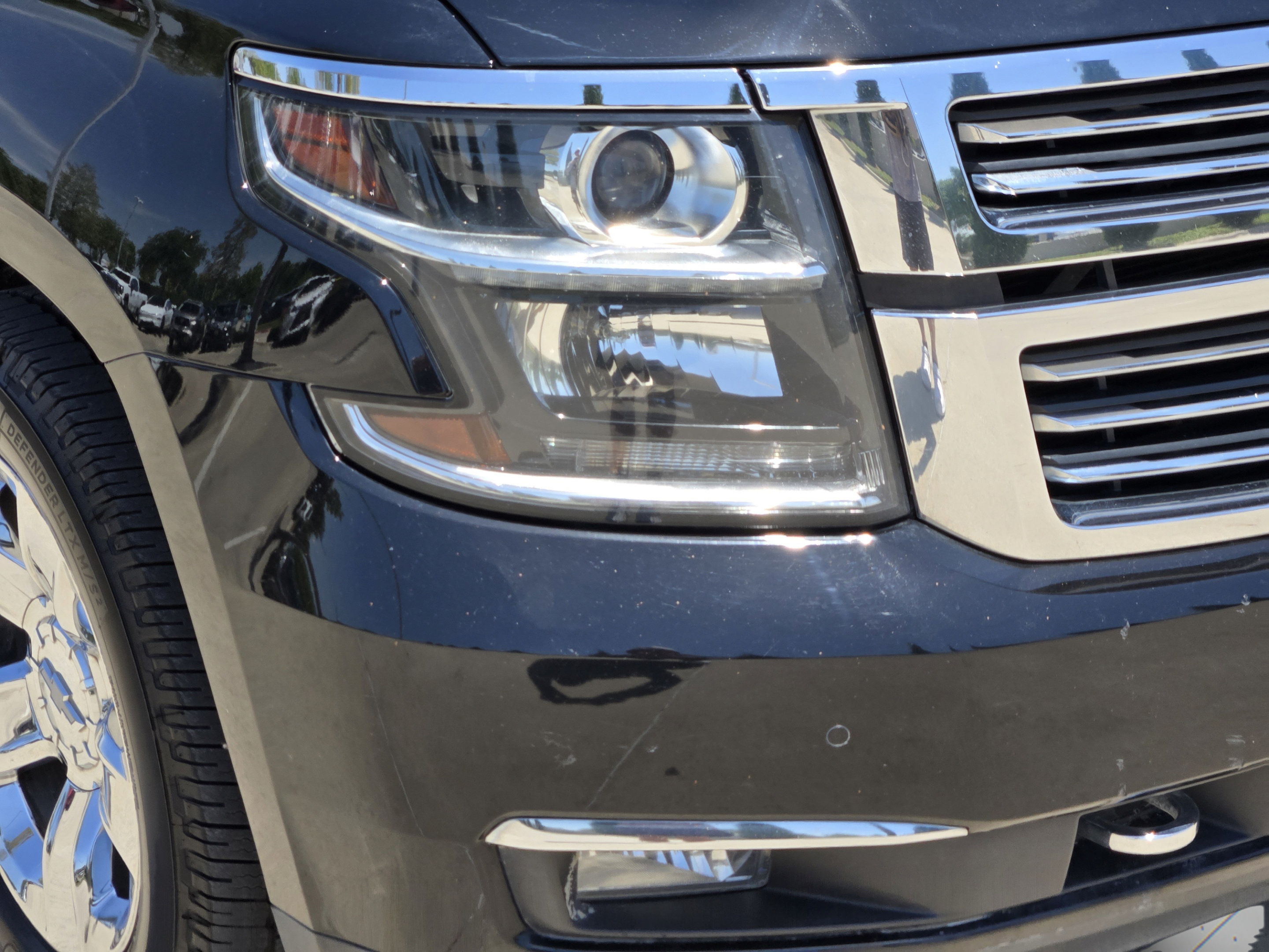 Used 2016 Chevrolet Suburban LTZ AWD/4WD image 35