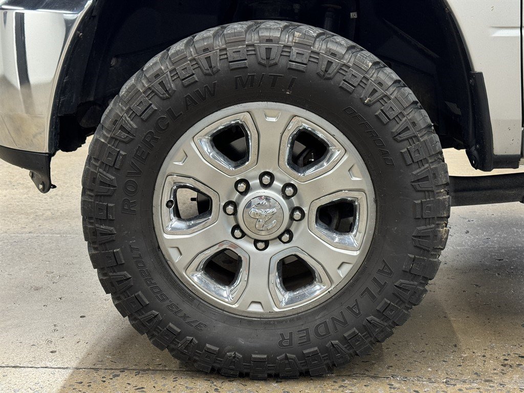 Used 2015 RAM 2500 Tradesman w/ Chrome Appearance Group AWD/4WD image 6