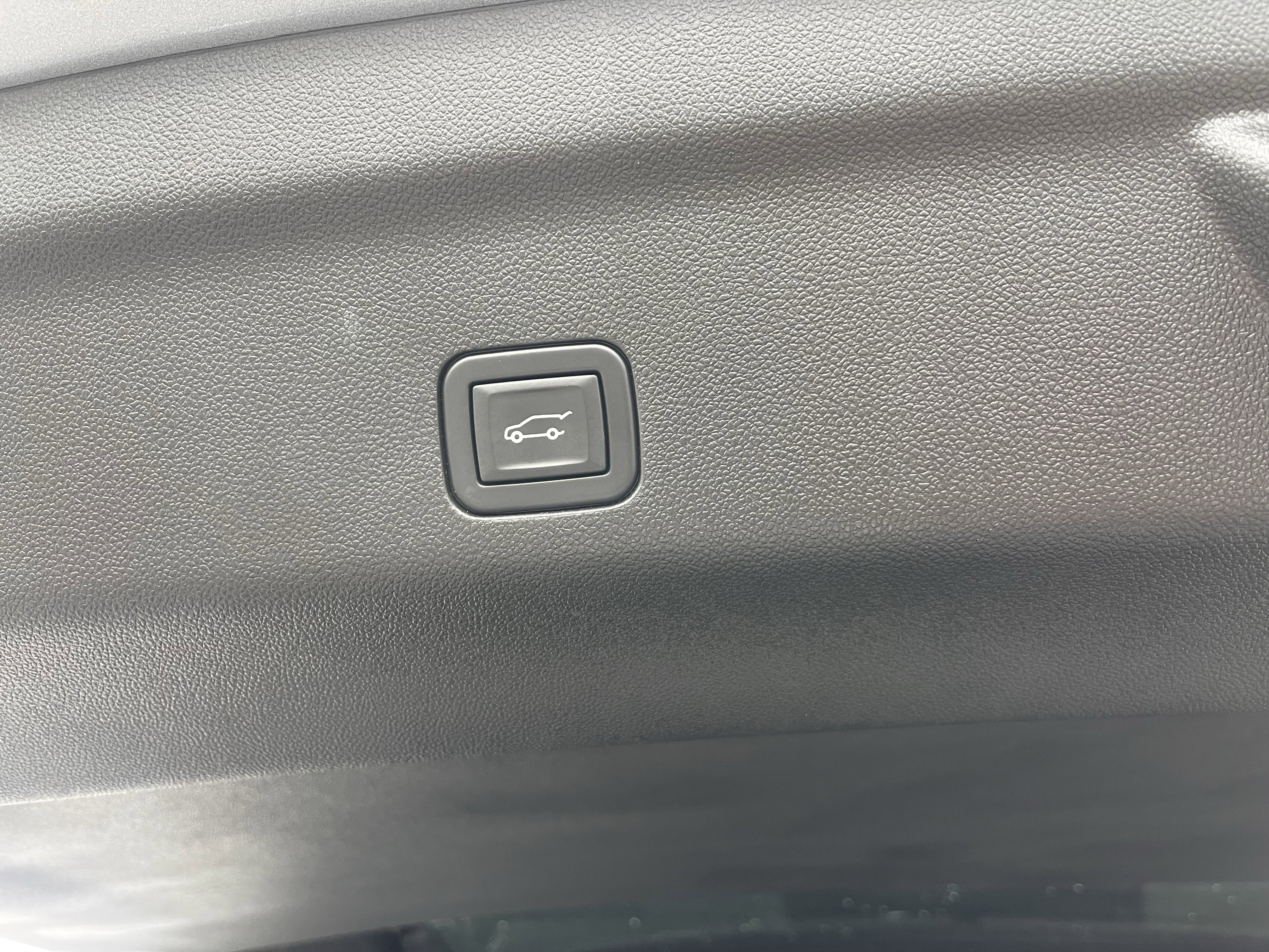 Certified 2023 Chevrolet Tahoe RST w/ Luxury Package image 24