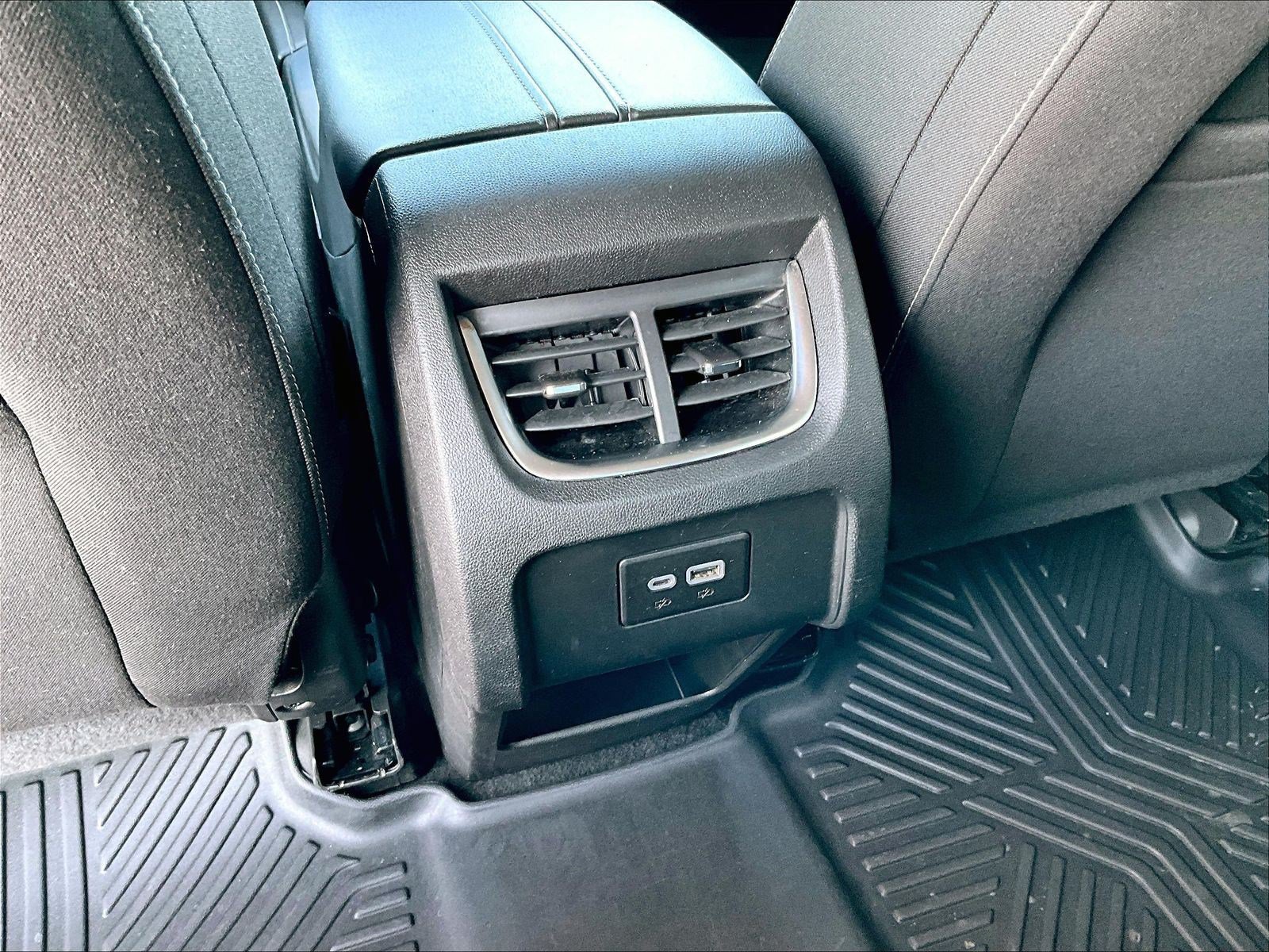 Used 2023 Chevrolet Blazer LT AWD/4WD image 10