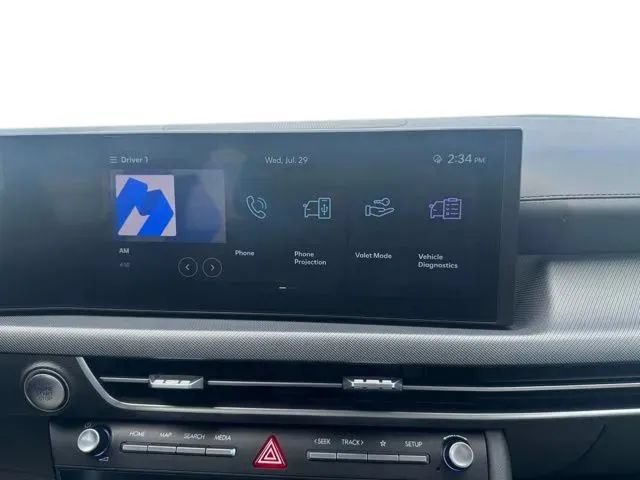 Used 2025 Hyundai Sonata SEL FWD image 27