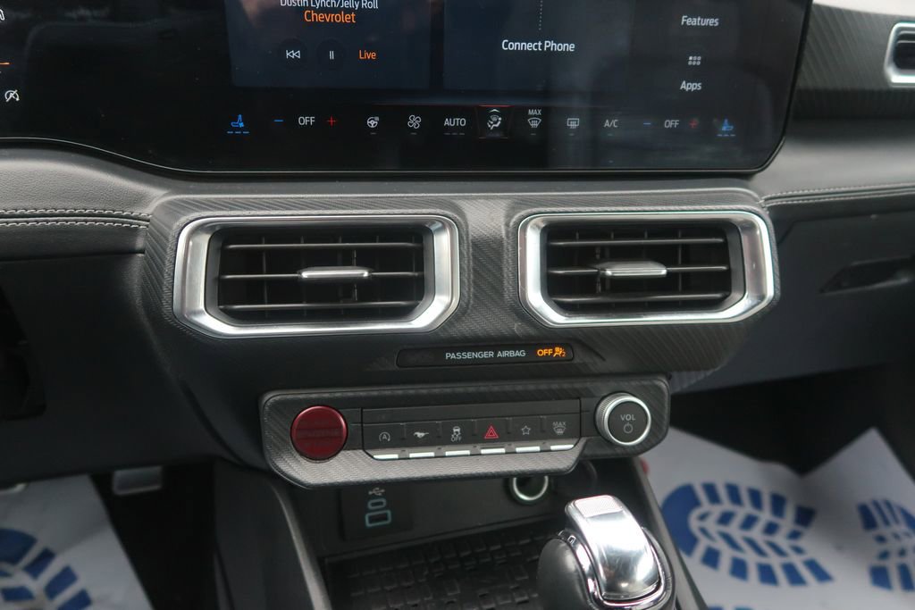 Used 2024 Ford Mustang Premium RWD image 31
