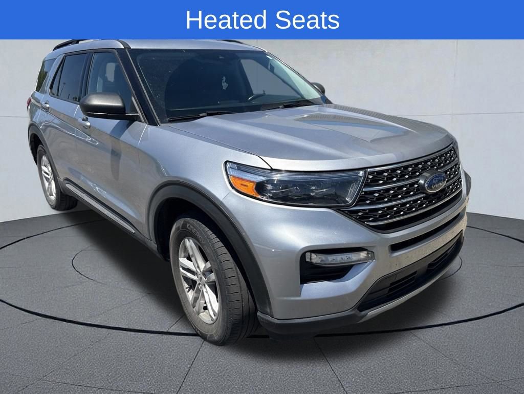 Used 2022 Ford Explorer XLT w/ Equipment Group 202A AWD/4WD image 9