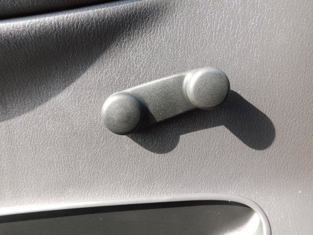 Used 2000 Dodge Dakota 2WD Club Cab image 12