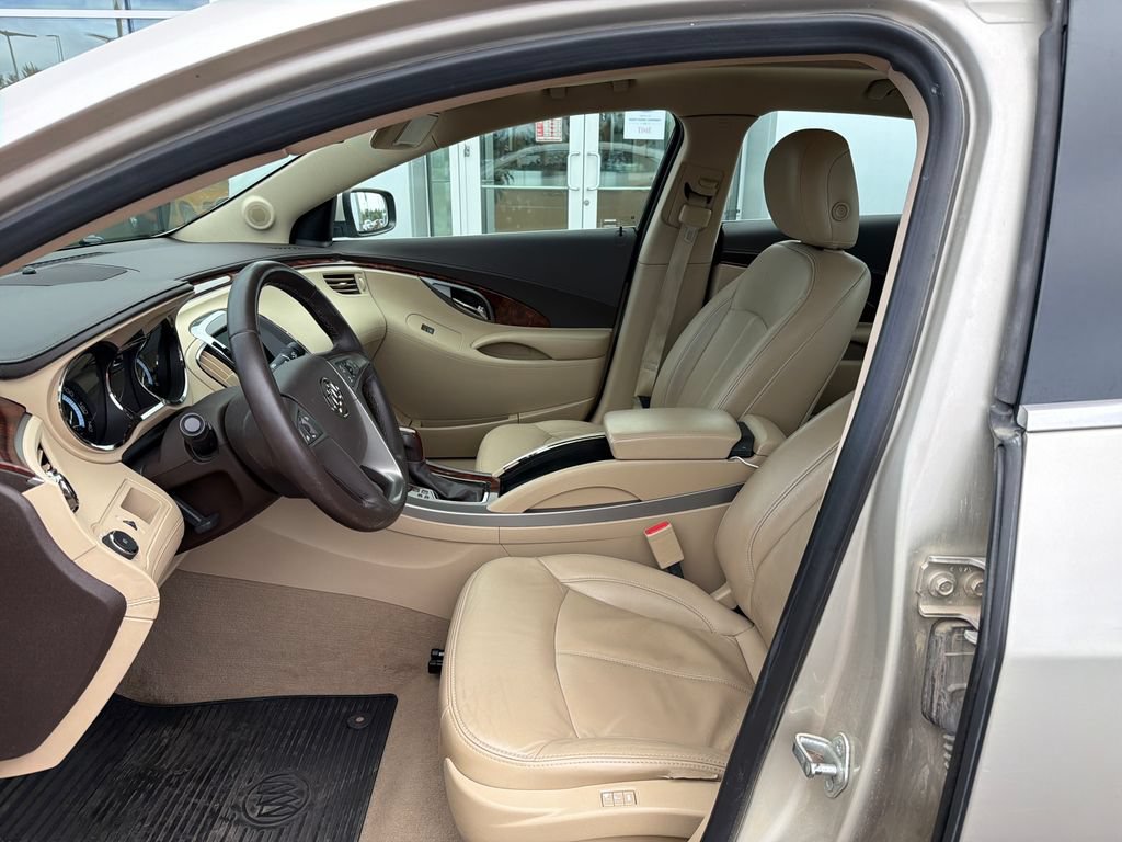 Used 2013 Buick LaCrosse Leather FWD image 9