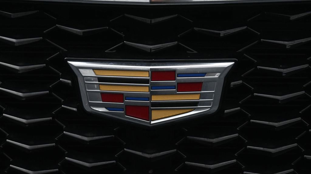Certified 2023 Cadillac XT4 Sport FWD image 19