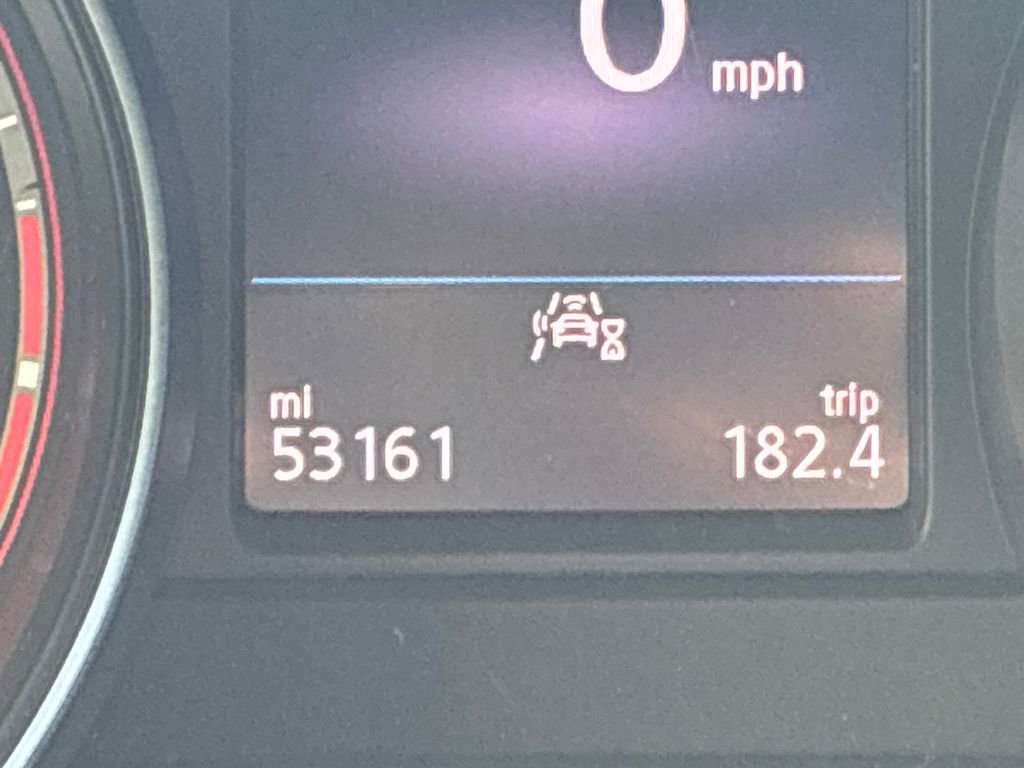 Used 2021 Volkswagen Atlas Cross Sport SE image 17