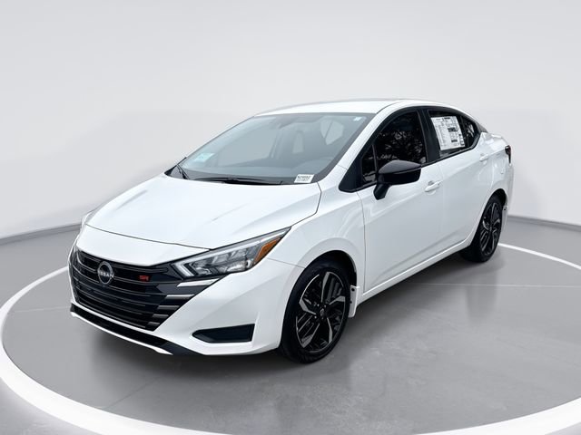 New 2025 Nissan Versa SR w/ Trunk Package
