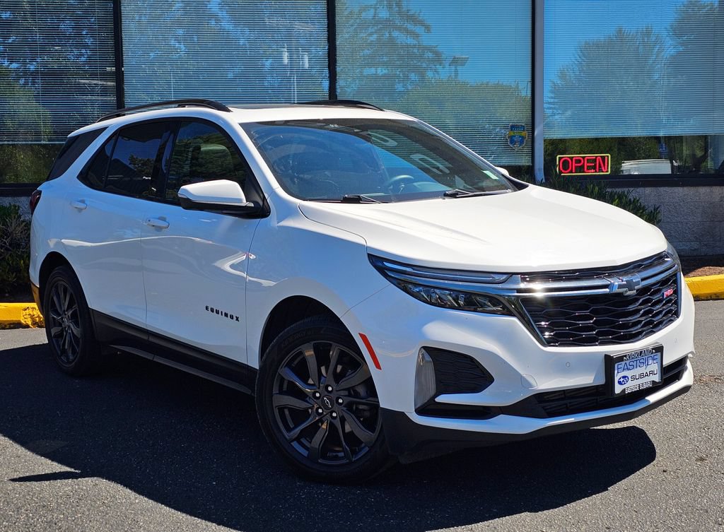 Used 2023 Chevrolet Equinox RS w/ RS Leather Package AWD/4WD image 1