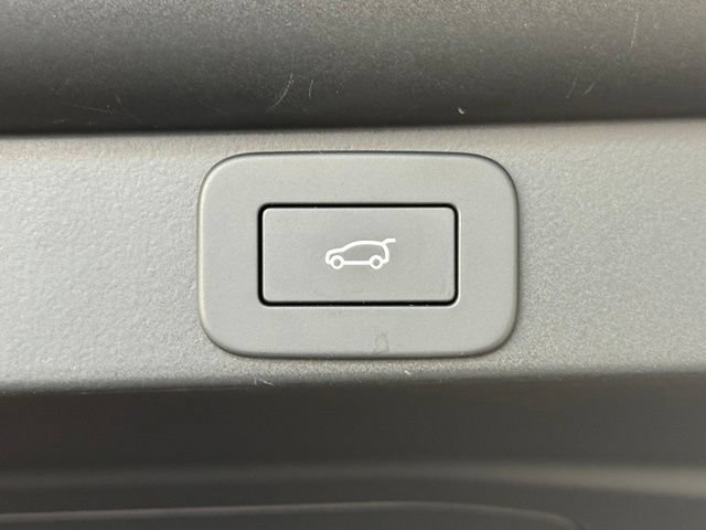 Used 2025 Land Rover Range Rover Autobiography AWD/4WD image 18