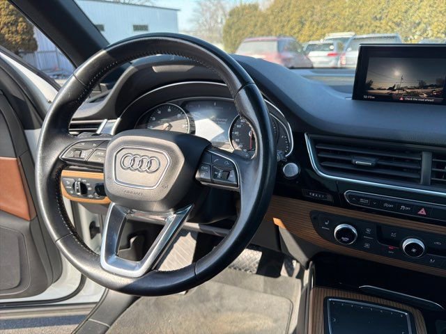 Used 2017 Audi Q7 3.0T Premium Plus image 28