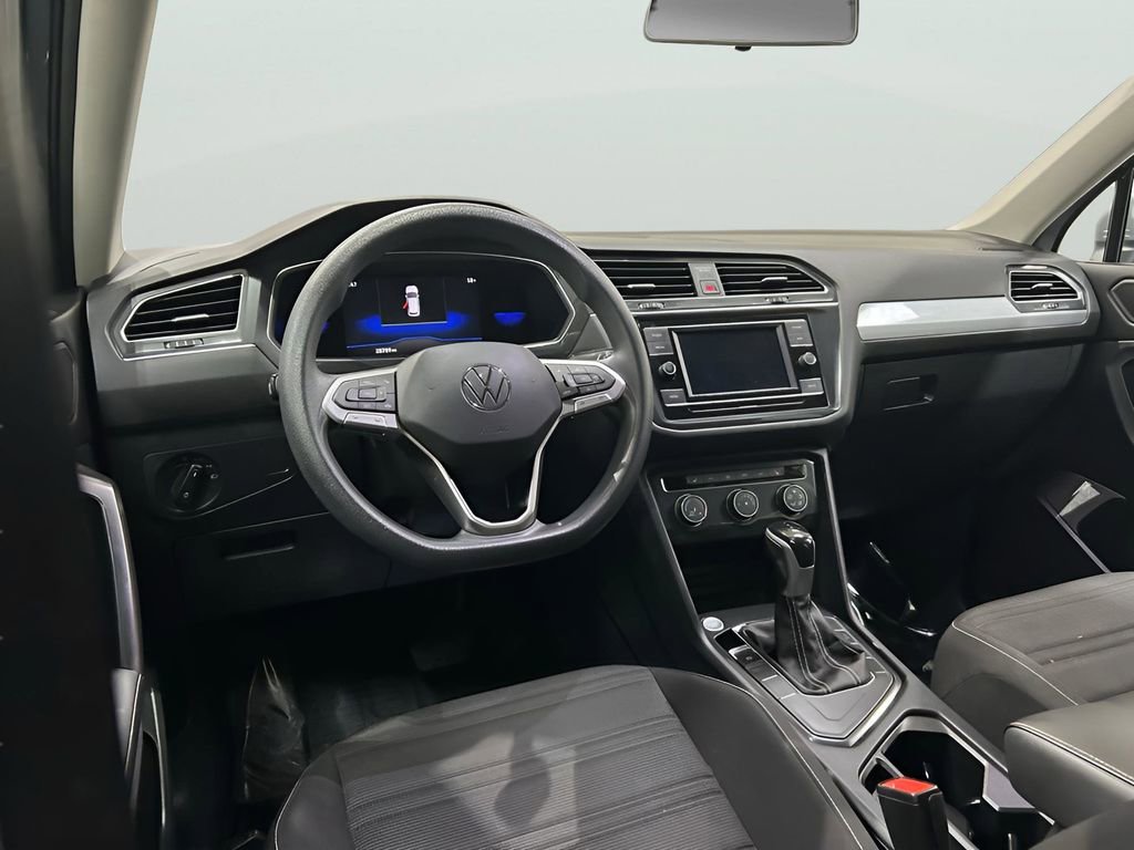 Used 2022 Volkswagen Tiguan S image 15