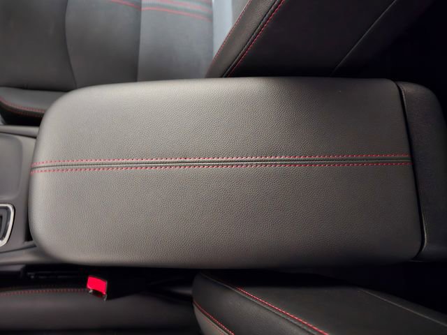 Used 2023 Chevrolet Equinox RS image 25