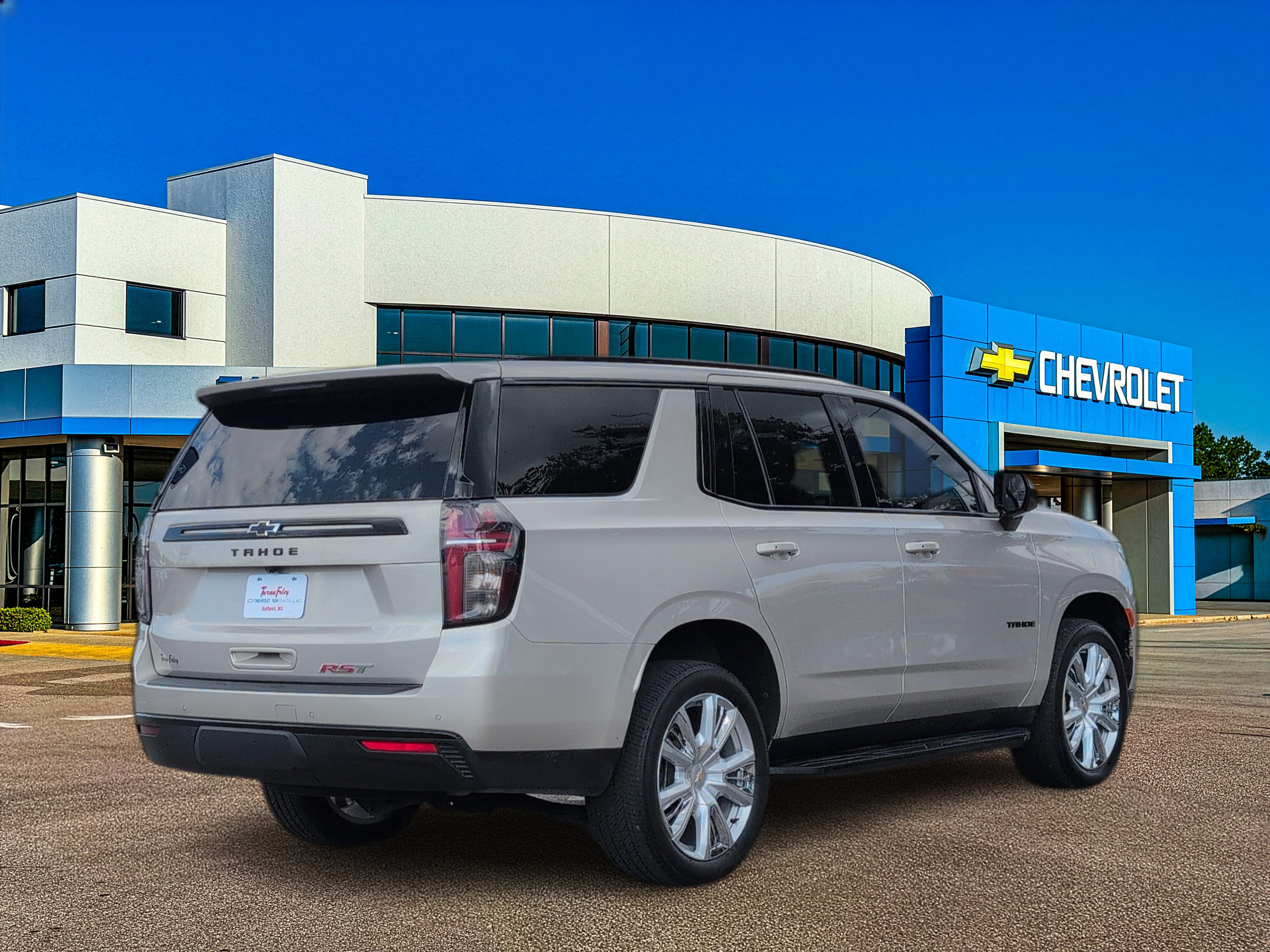Used 2024 Chevrolet Tahoe RST RWD image 6