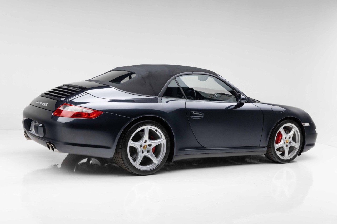 Used 2006 Porsche 911 Carrera 4S AWD/4WD image 39