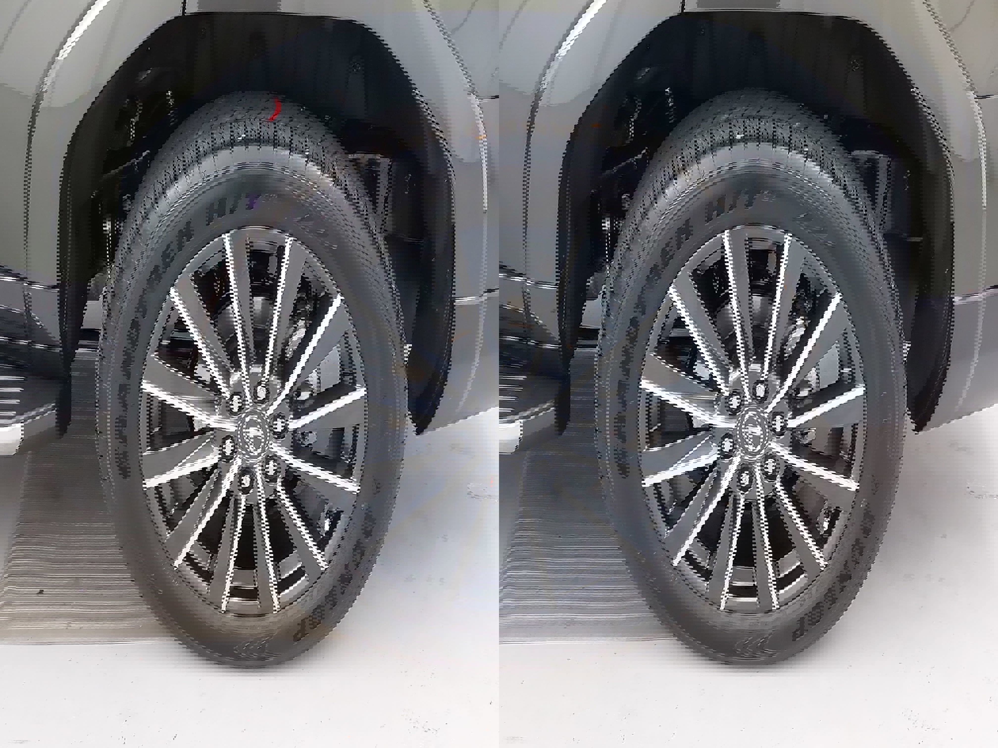 Used 2025 Lexus GX 550 image 34