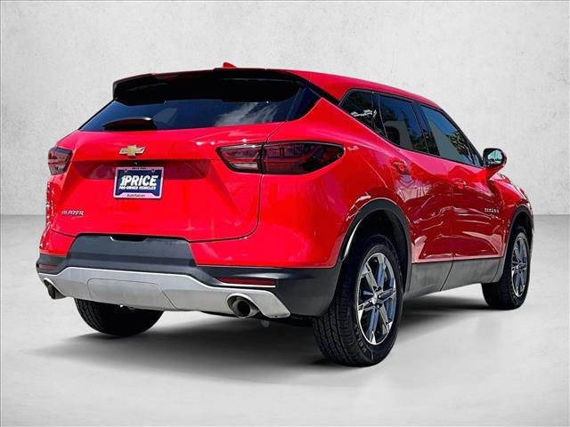 Used 2023 Chevrolet Blazer LT FWD image 2