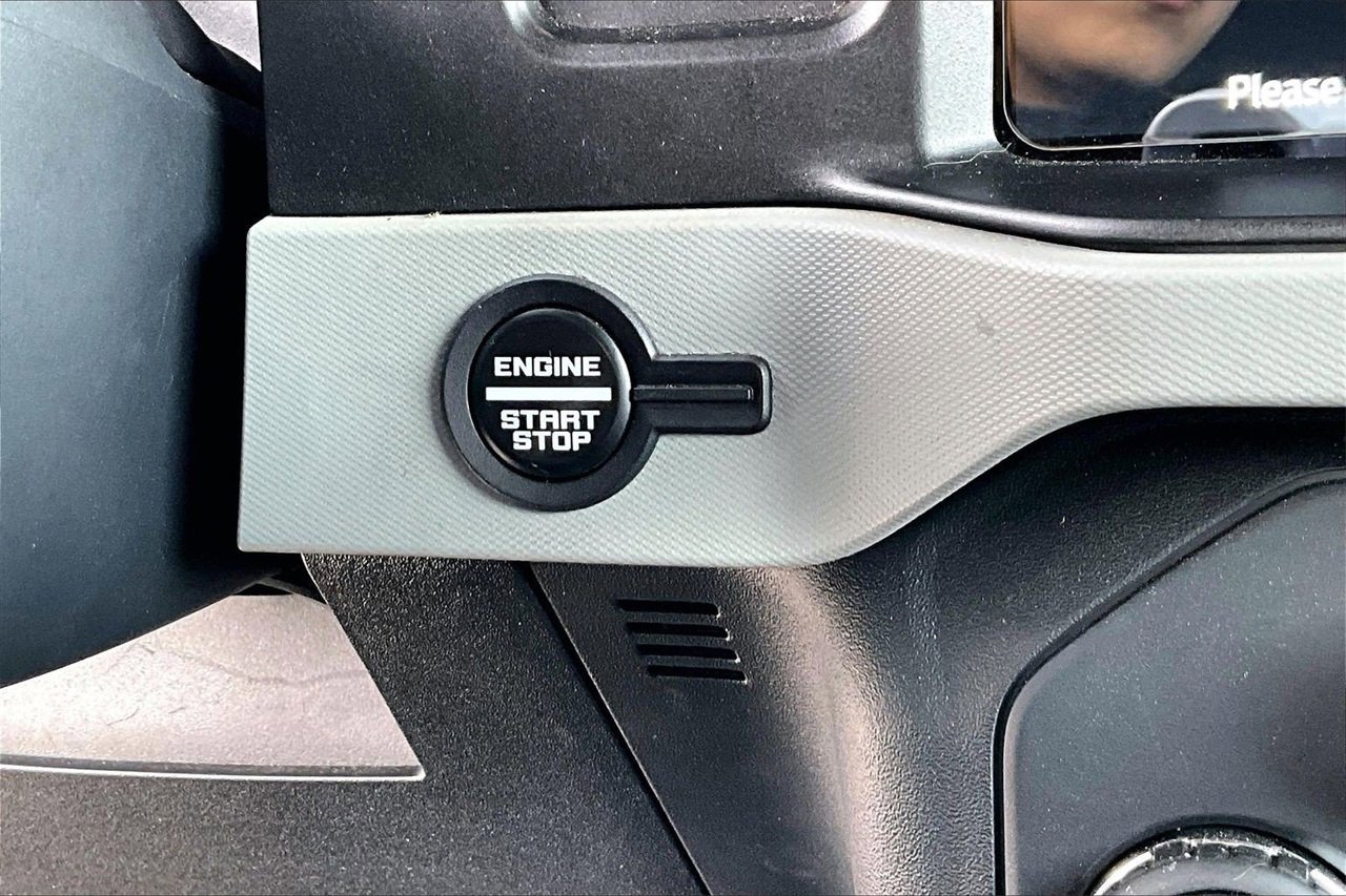 Used 2023 Ford Bronco Badlands w/ Sasquatch Package image 27