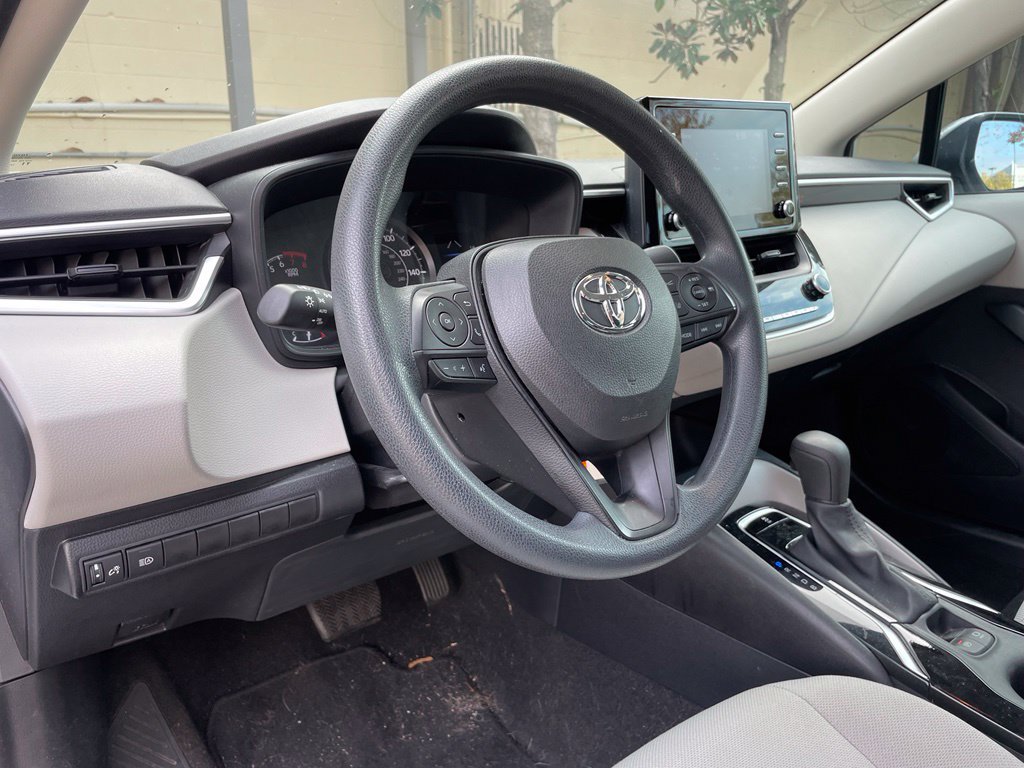 Used 2021 Toyota Corolla L FWD image 9