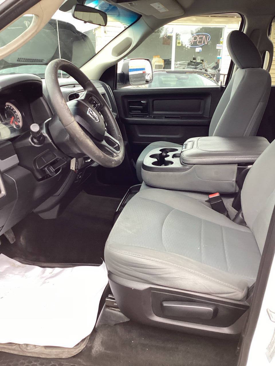 Used 2017 RAM 2500 Tradesman w/ Chrome Appearance Group AWD/4WD image 15