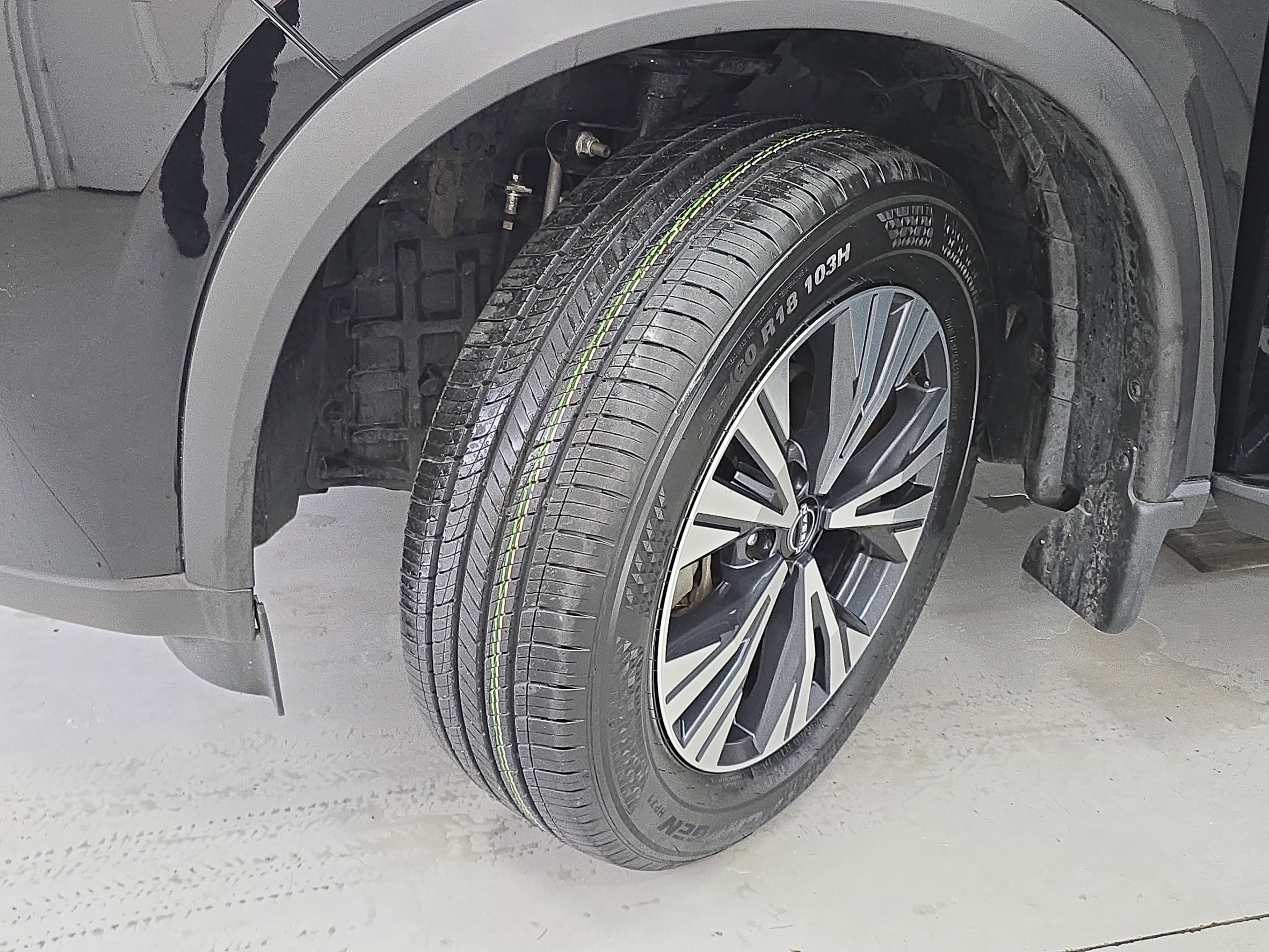 Certified 2023 Nissan Rogue SV w/ SV Premium B Package FWD image 31