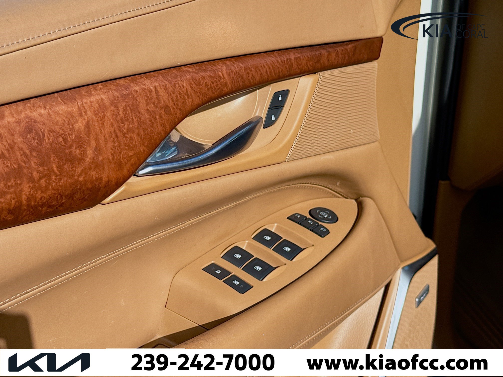 Used 2015 Cadillac Escalade ESV Platinum image 25