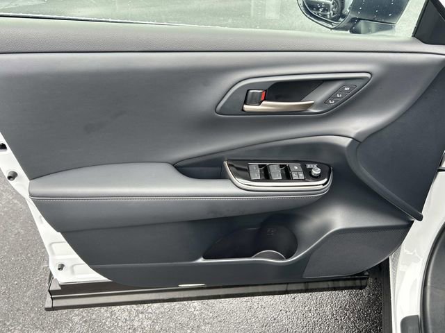 Used 2026 Toyota Crown Limited w/ Advanced Technology Package image 23