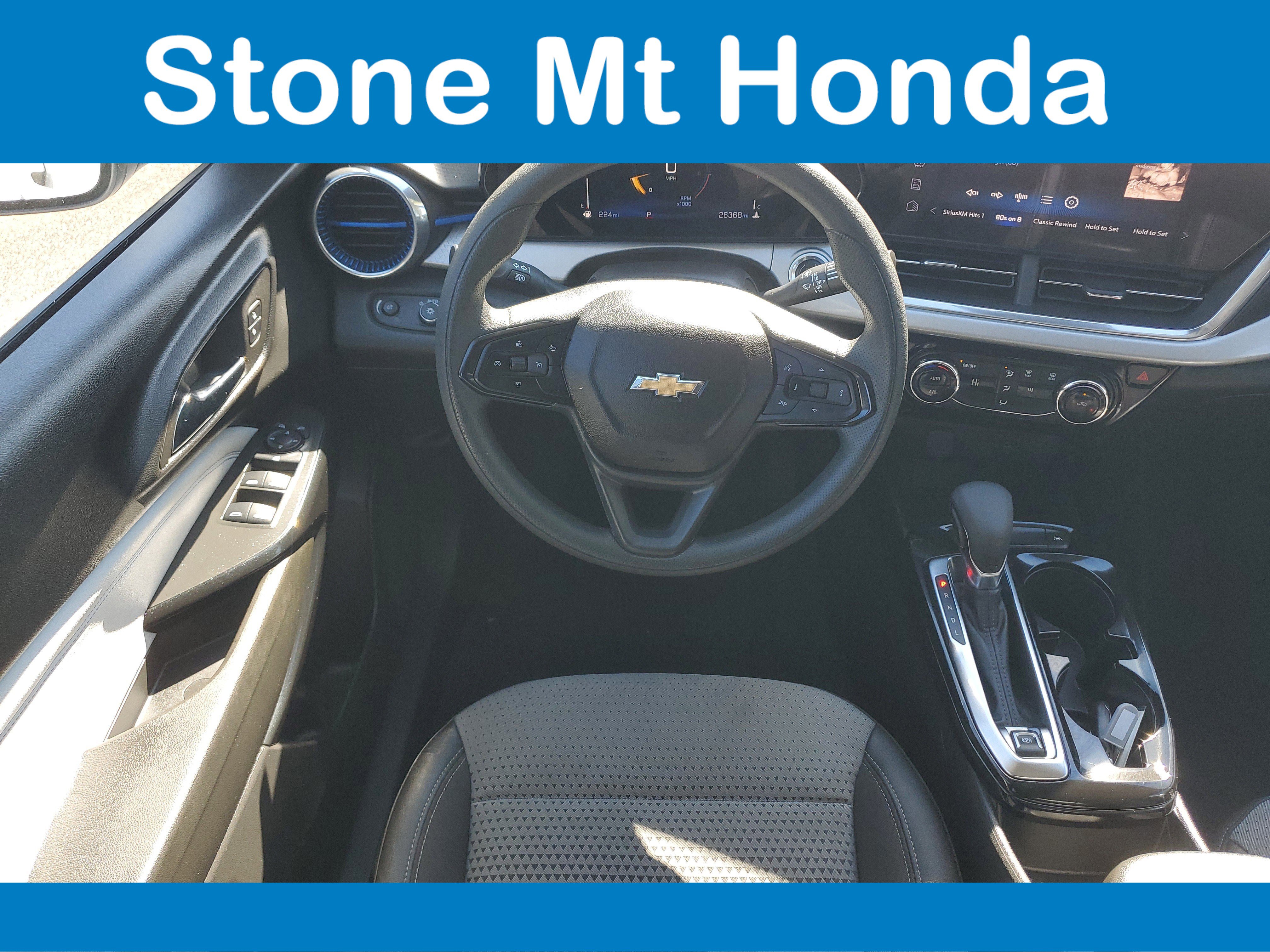 Used 2024 Chevrolet Trax LT image 16