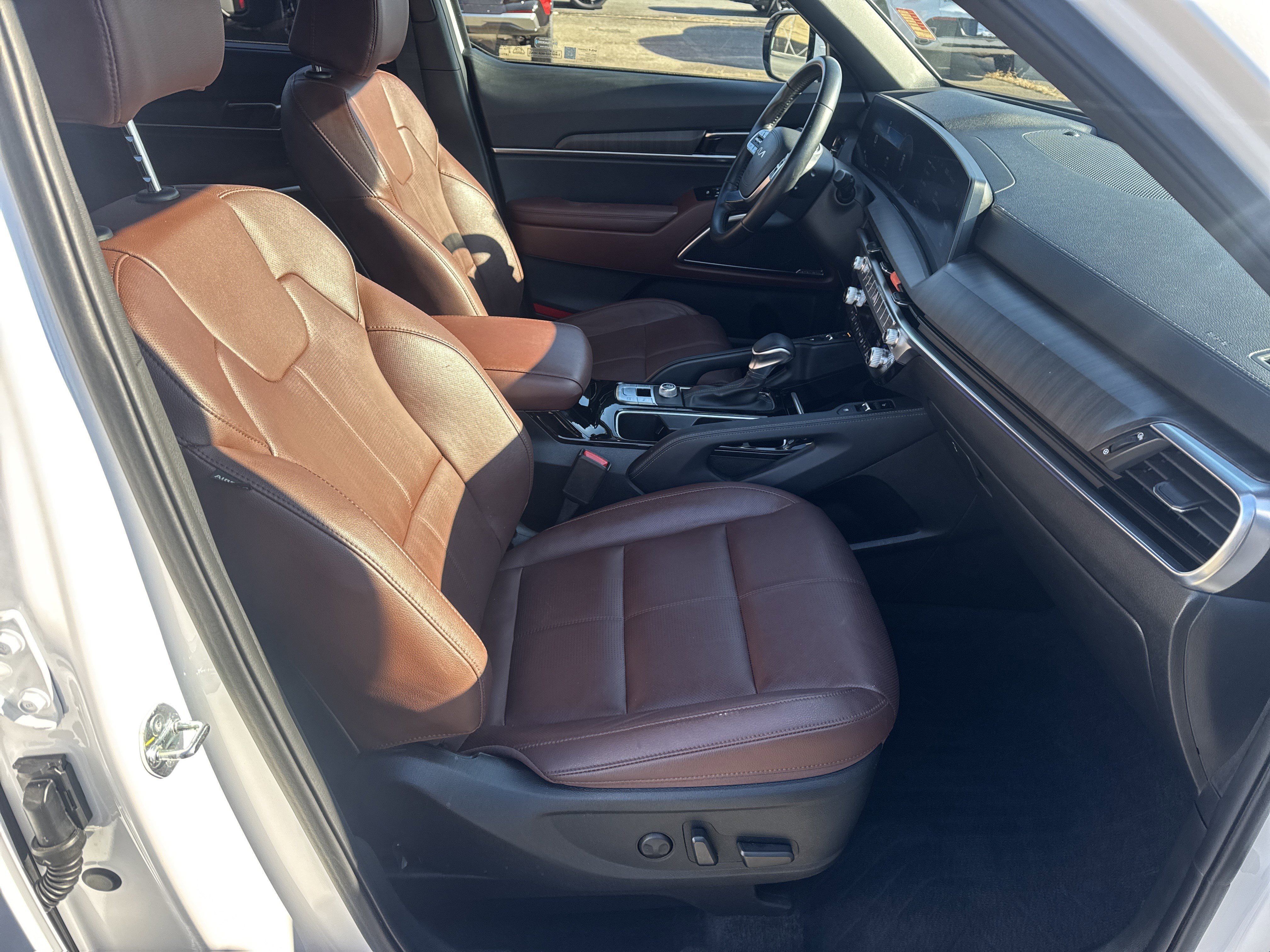 Certified 2023 Kia Telluride SX image 18