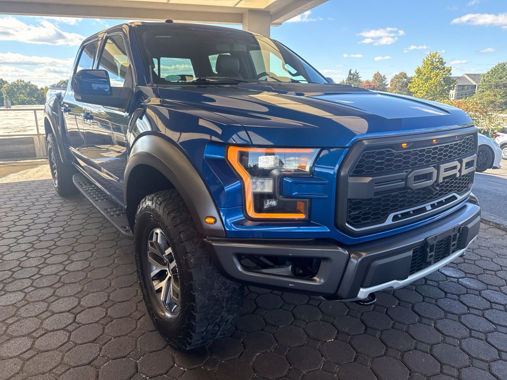 Used 2018 Ford F150 Raptor w/ Equipment Group 802A Luxury AWD/4WD image 4