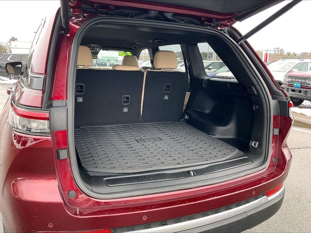 Used 2023 Jeep Grand Cherokee Limited image 34