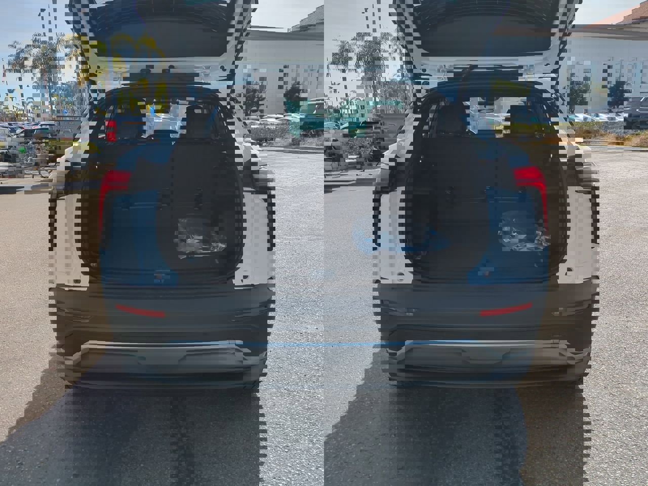 New 2026 Chevrolet Blazer EV LT image 25