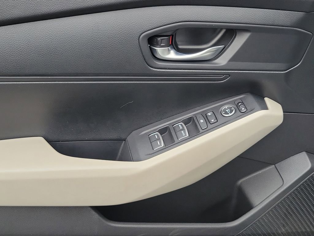 Certified 2023 Honda Accord LX image 17