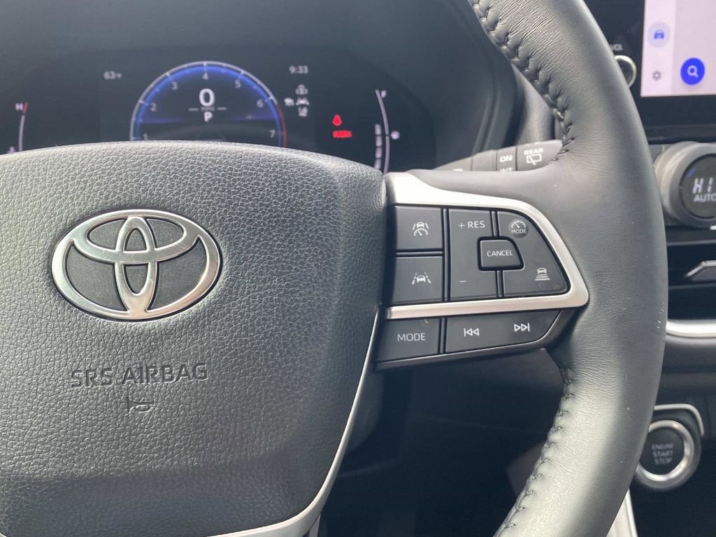 Used 2024 Toyota Grand Highlander FWD image 32