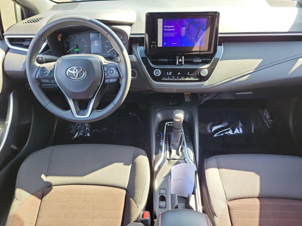 Used 2024 Toyota Corolla SE w/ SE Package FWD image 11