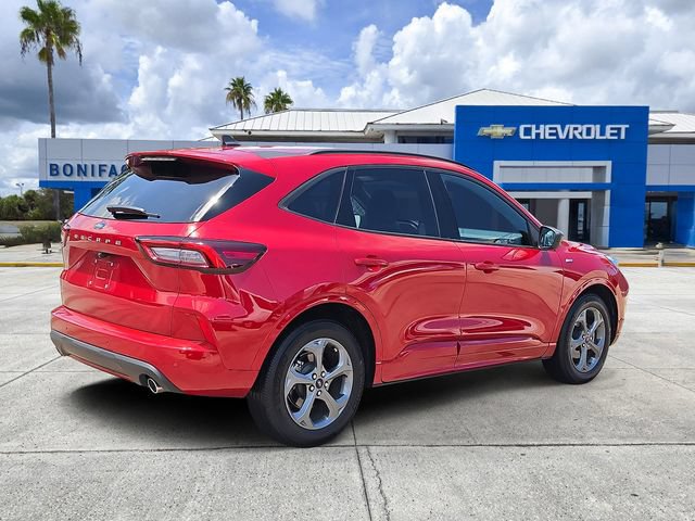 Used 2024 Ford Escape ST-Line w/ Tech Pack #1 FWD image 4