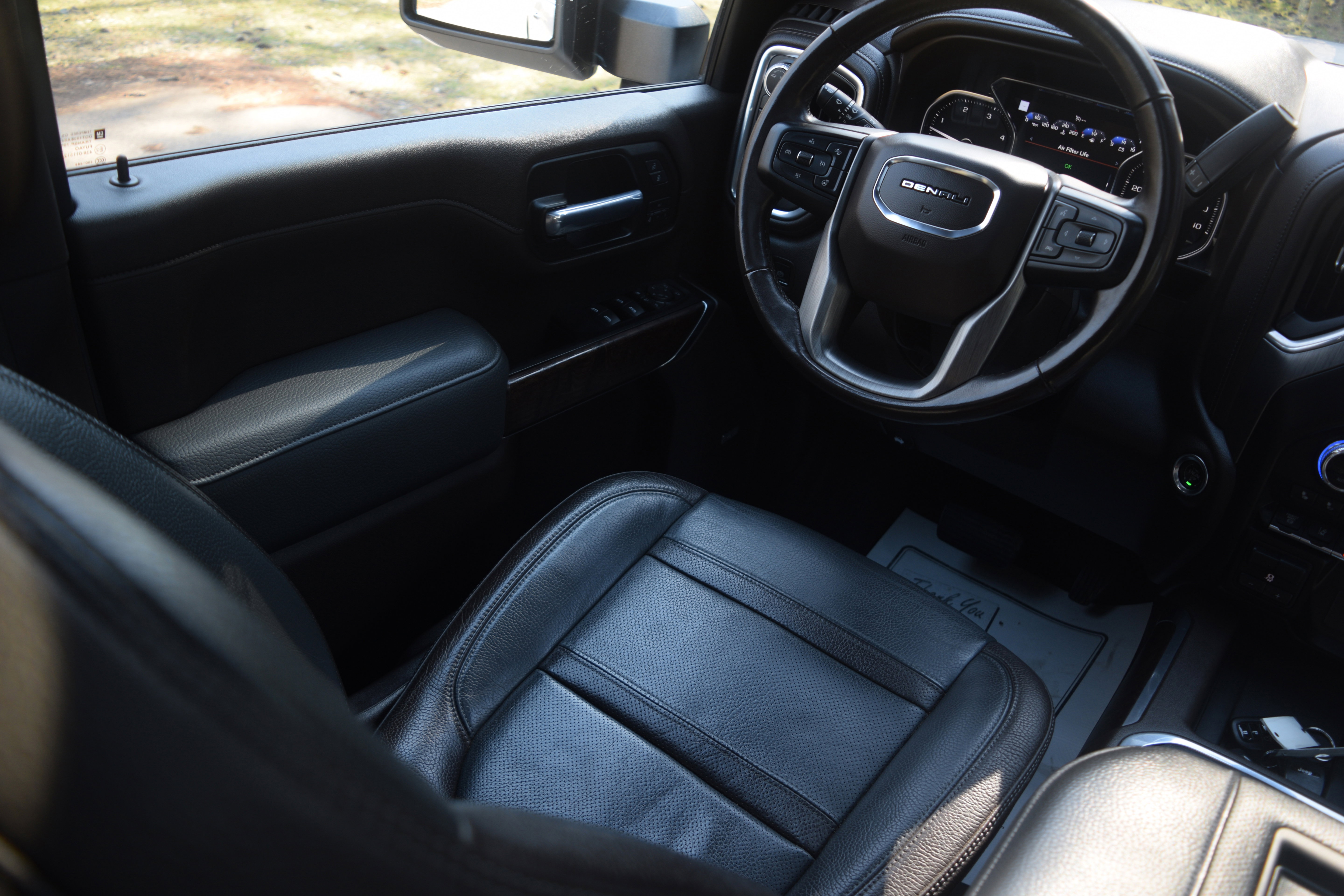 Used 2020 GMC Sierra 3500 Denali w/ Denali Ultimate Package image 2