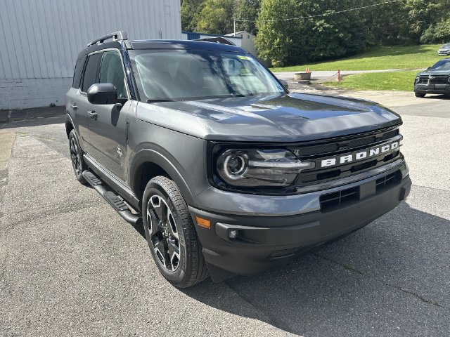Used 2024 Ford Bronco Sport Outer Banks w/ Tech Package AWD/4WD image 18