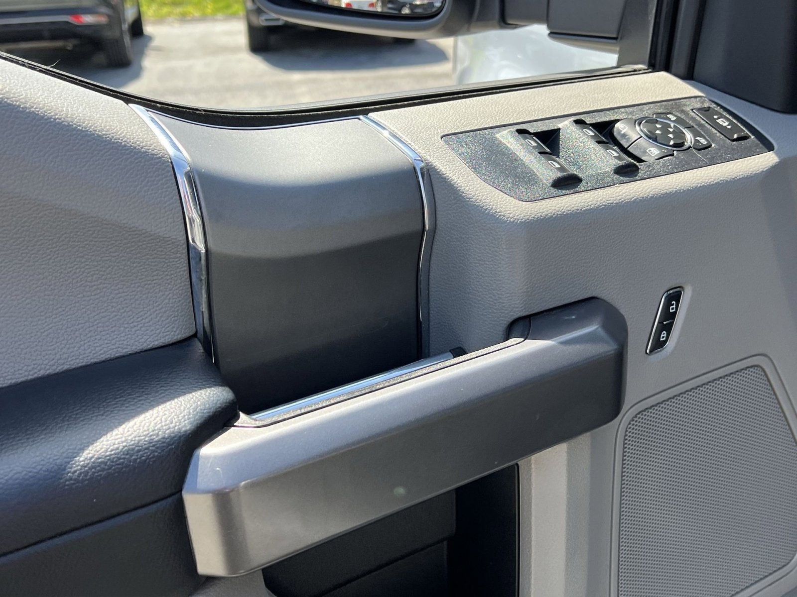 Used 2019 Ford F250 XLT w/ XLT Premium Package image 23