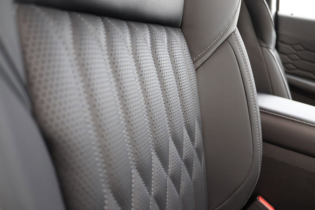 New 2026 Mitsubishi Outlander SEL image 53