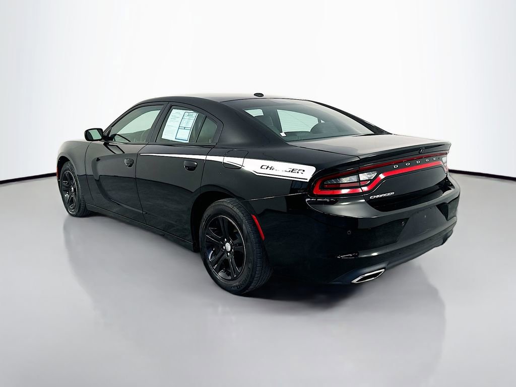 Used 2020 Dodge Charger SXT w/ Leather Interior Group image 5