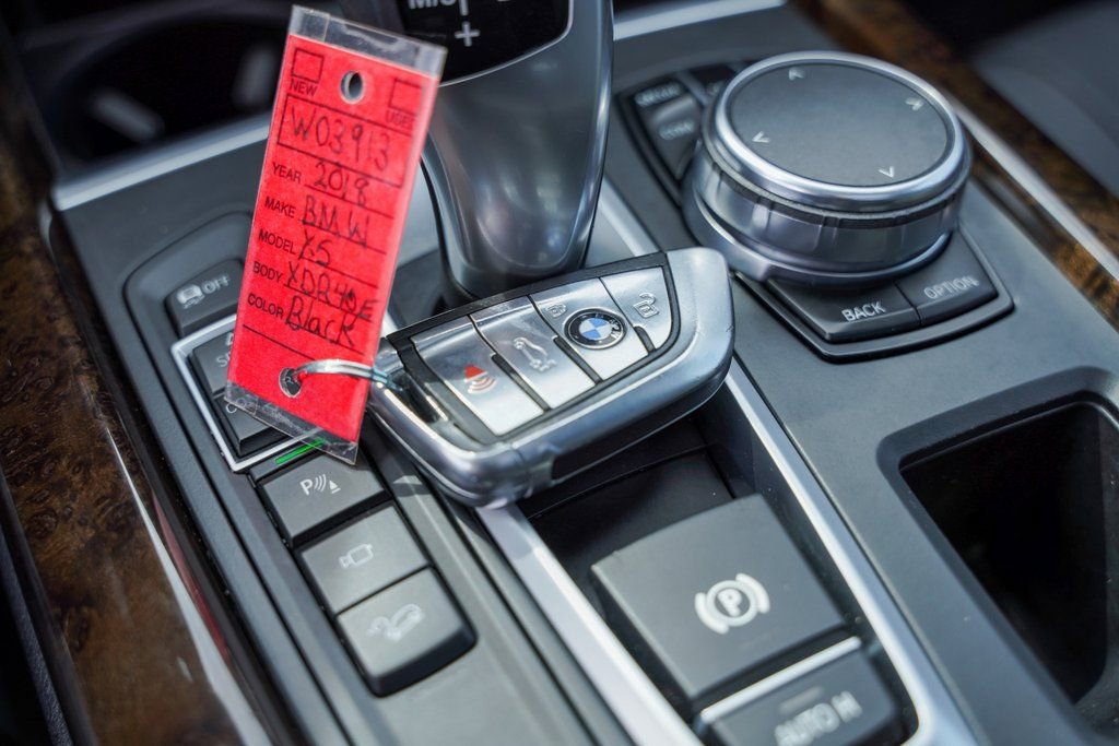 Used 2018 BMW X5 xDrive40e w/ Executive Package image 31