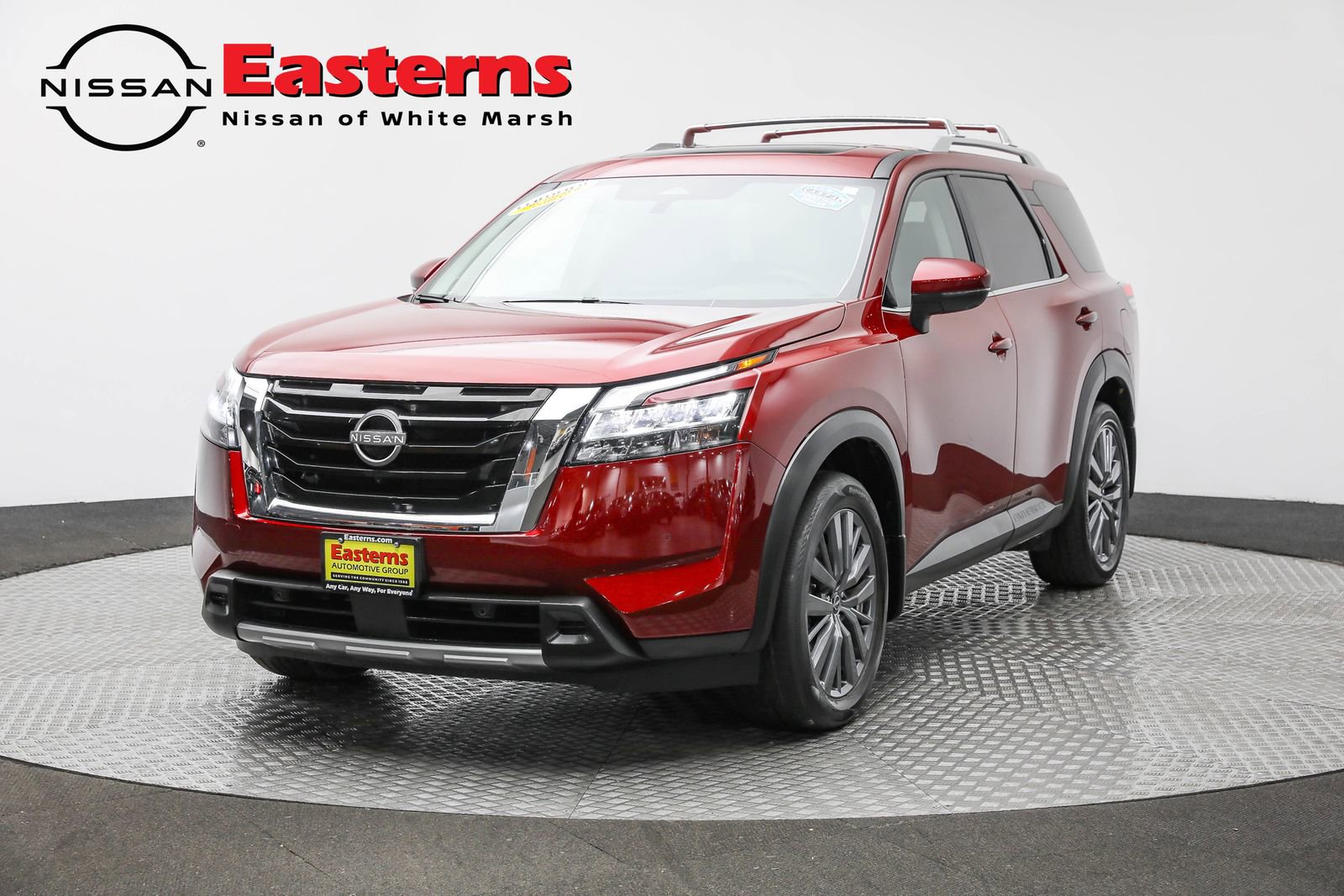 Used 2024 Nissan Pathfinder SL w/ SL Premium Package