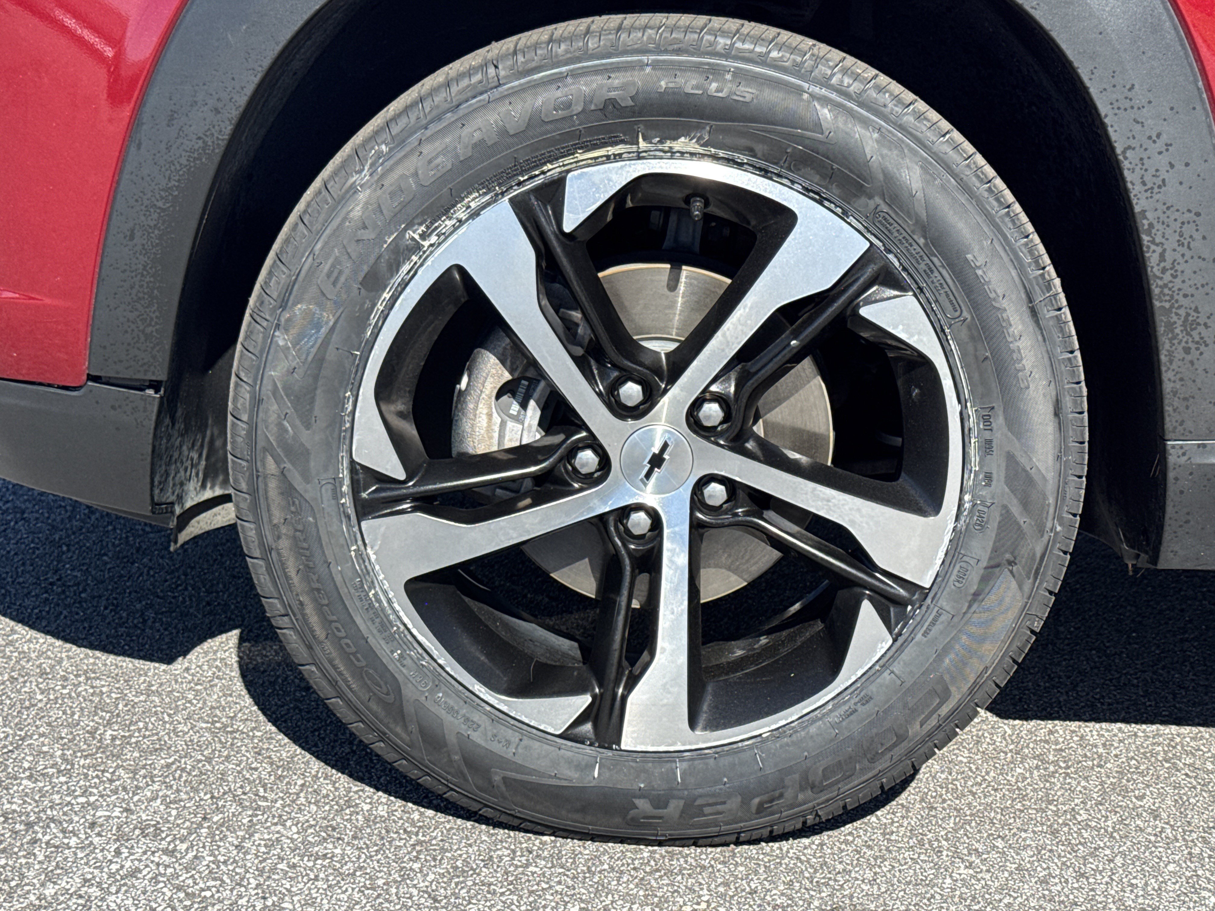 Used 2024 Chevrolet Trax RS w/ Driver Confidence Package FWD image 13